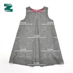 Robe avec gros plis devant pour enfants