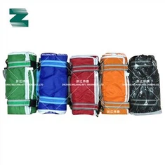 Couverture de pique-nique avec la ceinture